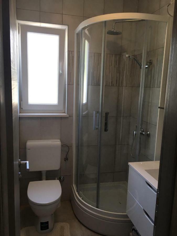 Helena Apartment Рогозница Екстериор снимка